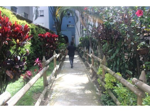 ﺷﻘﺔ ﻓﻲ Envigado, Departamento de Antioquia