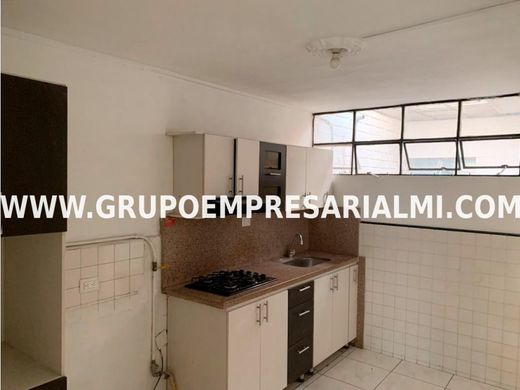 Apartment / Etagenwohnung in Medellín, Departamento de Antioquia