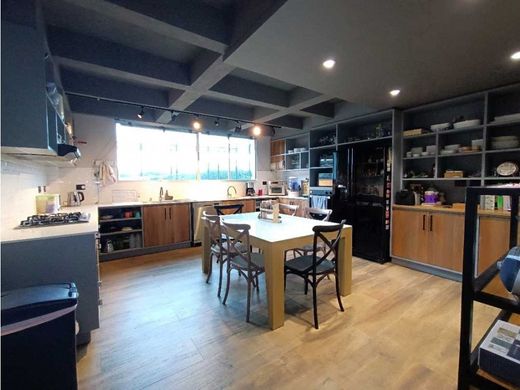 Casa de lujo en Envigado, Departamento de Antioquia