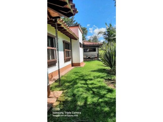 Gutshaus oder Landhaus in Carmen de Viboral, El Carmen de Viboral