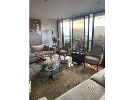 Piso / Apartamento en Medellín, Departamento de Antioquia
