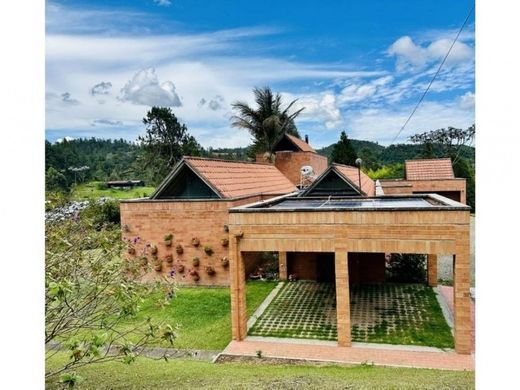 Luksusowy dom w Retiro, Departamento de Antioquia