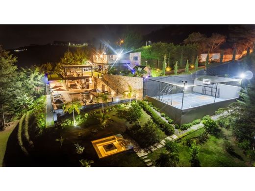 Ρουστίκ ή αγροικία σε Guarne, Departamento de Antioquia