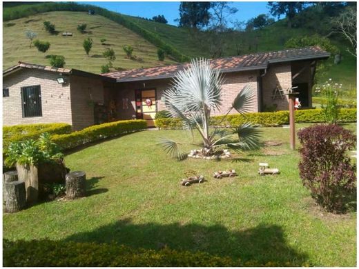Cortijo o casa de campo en Medellín, Departamento de Antioquia