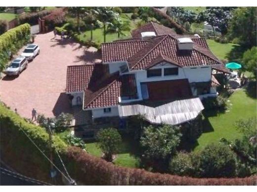 منزل ريفي ﻓﻲ Retiro, Departamento de Antioquia