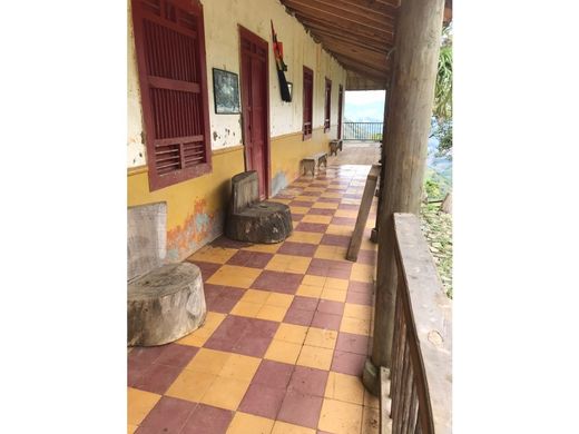 Farmhouse in Hispania, Departamento de Antioquia
