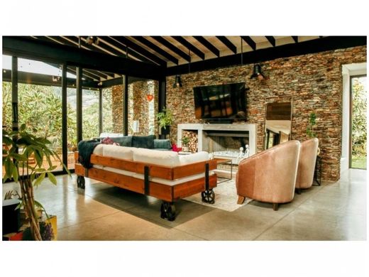 メデリン, Medellínのアパートメント