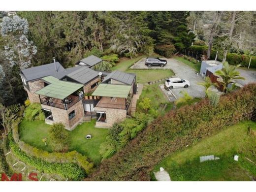 Πολυτελή κατοικία σε Envigado, Departamento de Antioquia