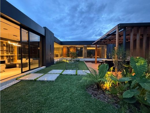 Luxus-Haus in Medellín, Departamento de Antioquia