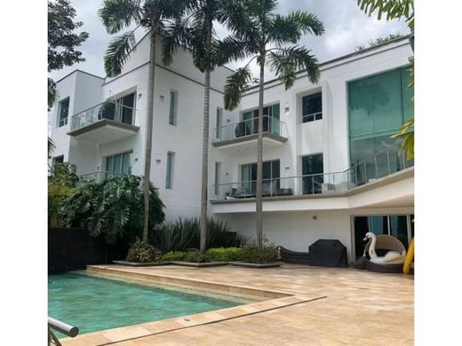 Casa de lujo en Medellín, Departamento de Antioquia