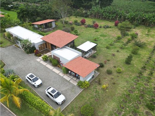 Country House in Armenia, Quindío Department