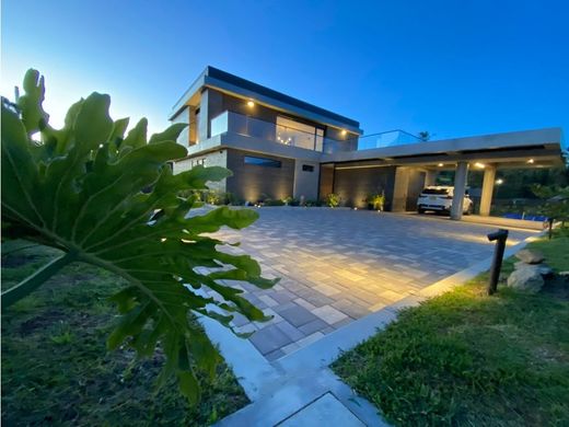 Casale a Envigado, Departamento de Antioquia