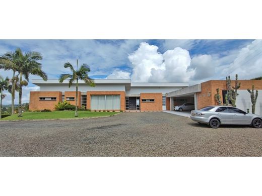 Country House in Pereira, Departamento de Risaralda