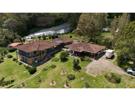Country House in La Ceja, Departamento de Antioquia