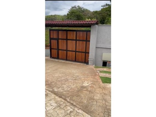 Country House in Santiago de Cali, Cali