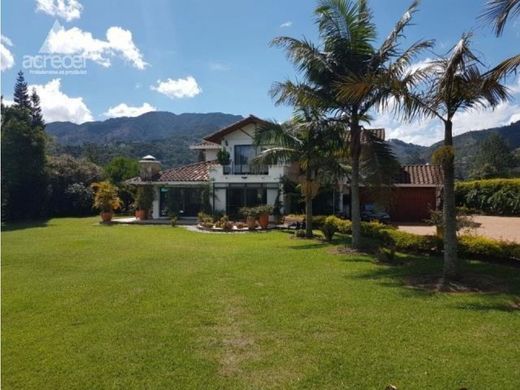 Casa de lujo en Retiro, Departamento de Antioquia