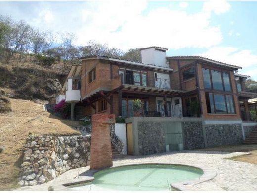 منزل ريفي ﻓﻲ Yumbo, Departamento del Valle del Cauca