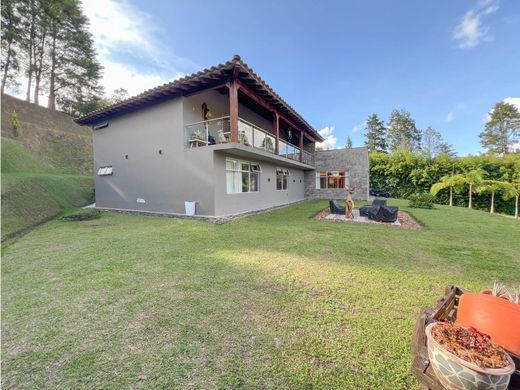 Köy evi Rionegro, Departamento de Antioquia