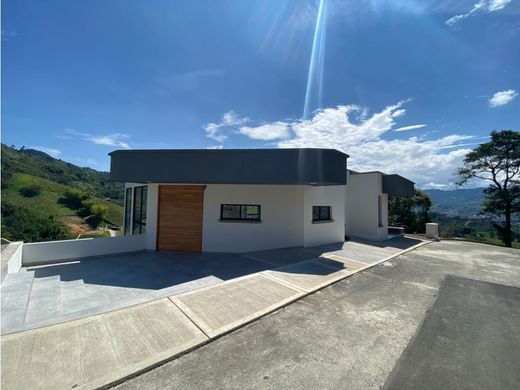 Casa de campo - Dosquebradas, Departamento de Risaralda