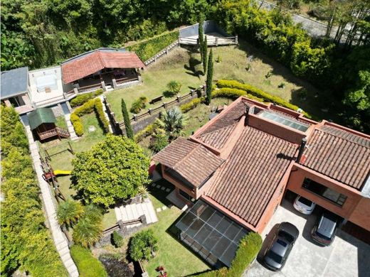 호화 저택 / 메데인, Medellín