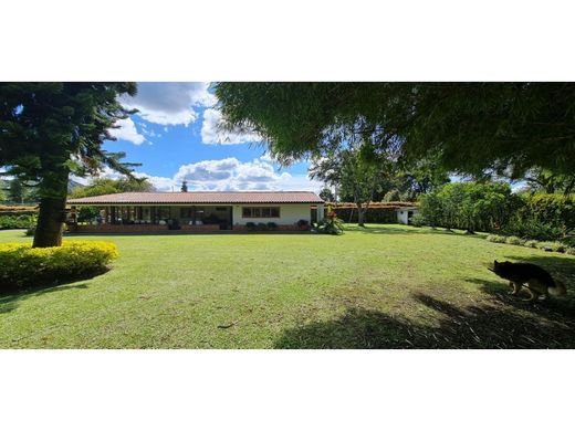 Köy evi Rionegro, Departamento de Antioquia