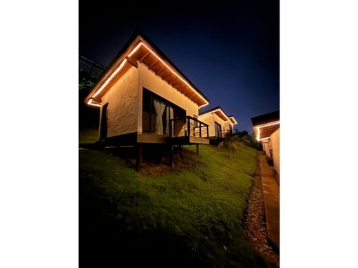 Farmhouse in Medellín, Departamento de Antioquia