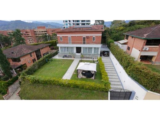 Luxury home in Sabaneta, La Estrella