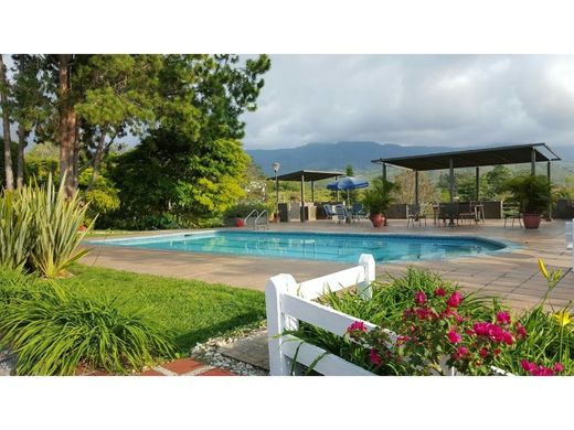 Ρουστίκ ή αγροικία σε Dagua, Departamento del Valle del Cauca