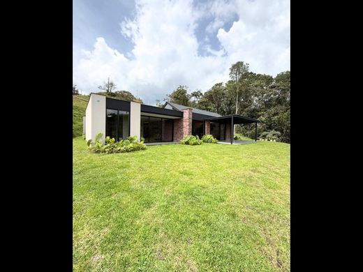 Country House in Retiro, Departamento de Antioquia