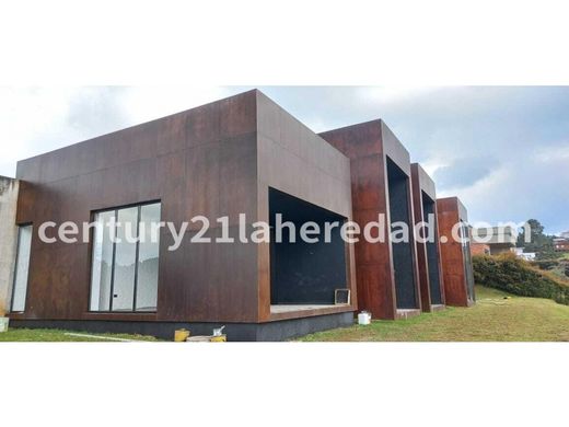 ﺷﻘﺔ ﻓﻲ Santa Helena, Medellín