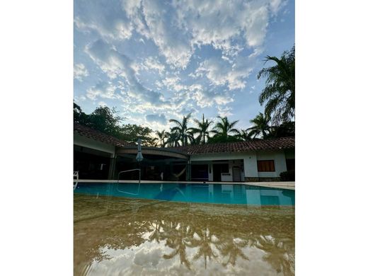 Cortijo o casa de campo en Santa Fe de Antioquia, Santafé de Antioquia