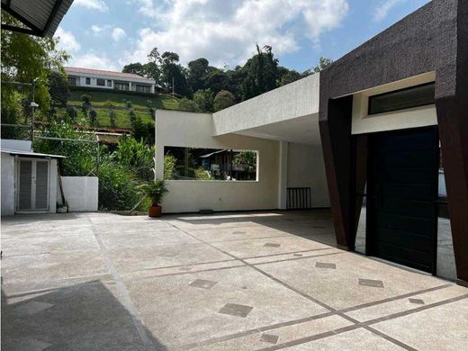 Luxury home in Villamaría, Departamento de Caldas