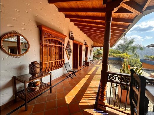 Ρουστίκ ή αγροικία σε Μεδεγίν, Medellín