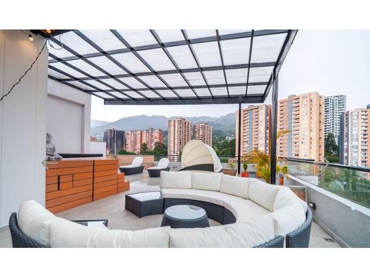 Envigado, Departamento de Antioquiaのアパートメント