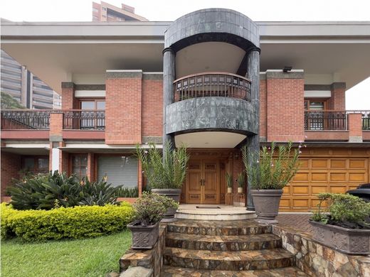 호화 저택 / 메데인, Medellín