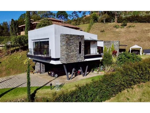 Casa di lusso a Sabaneta, La Estrella