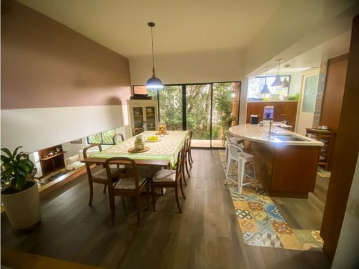 メデリン, Medellínの高級住宅