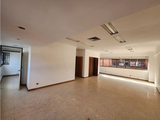 مكتب ﻓﻲ ميديلين, Medellín