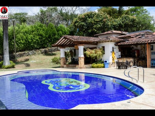 Quinta rústica - Copacabana, Departamento de Antioquia