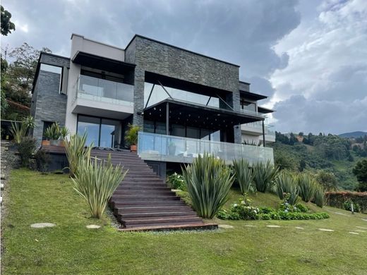 Casa de campo en La Estrella, Departamento de Antioquia