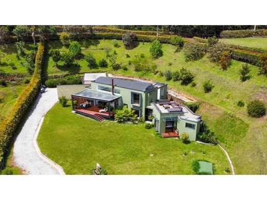 منزل ريفي ﻓﻲ Carmen de Viboral, El Carmen de Viboral