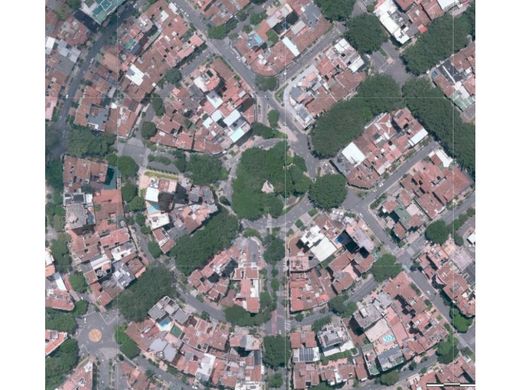 ‏קרקע ב  מדיין
, Medellín