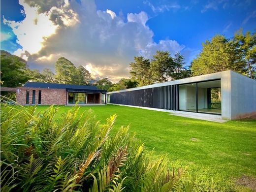 Köy evi Rionegro, Departamento de Antioquia