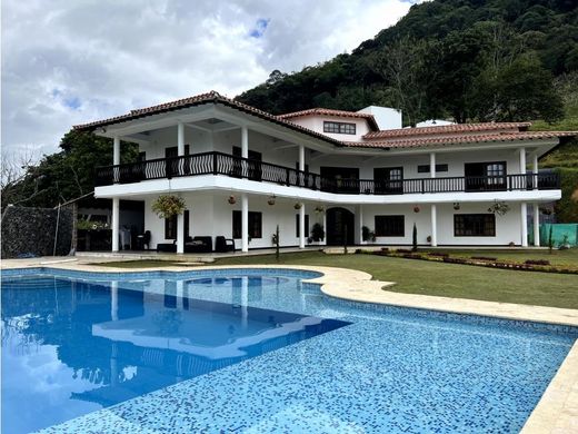 Quinta rústica - Barbosa, Departamento de Antioquia