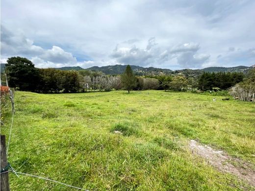Terreno a Retiro, Departamento de Antioquia
