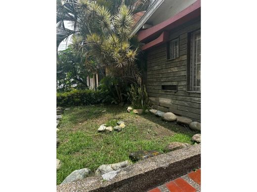 Αγροτεμάχιο σε Μεδεγίν, Medellín