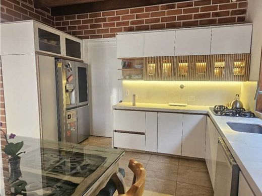 Köy evi La Estrella, Departamento de Antioquia