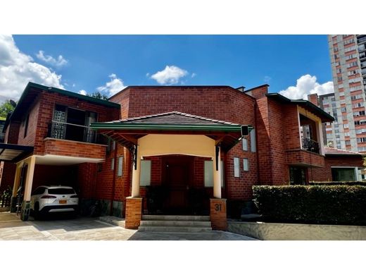 Πολυτελή κατοικία σε Sabaneta, La Estrella