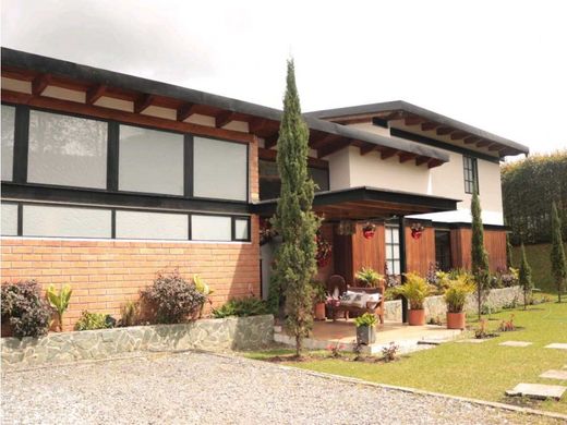 Πολυτελή κατοικία σε Envigado, Departamento de Antioquia