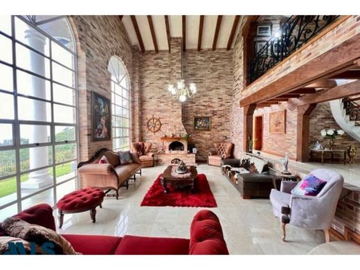 호화 저택 / 메데인, Medellín